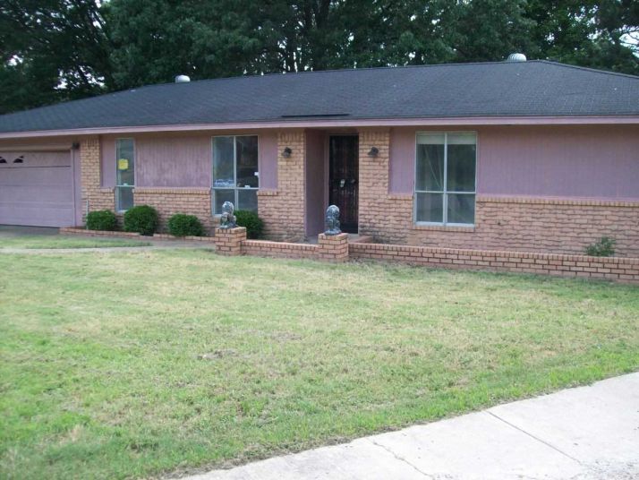 2028 Pennel Rd, Memphis, TN 38116