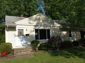 1402 Gladding Ave, Ashtabula, OH 44004