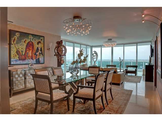 2127 BRICKELL AV # 3305, Miami, FL 33129