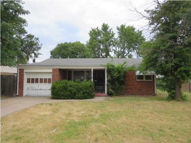 1514 E Donnell St, Wichita, KS 67216