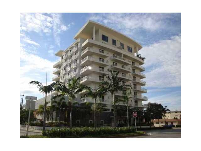 2400 SW 27 AV # 402, Miami, FL 33145