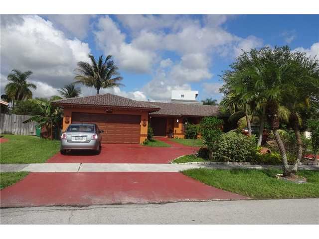 15820 SW 141 CT, Miami, FL 33177