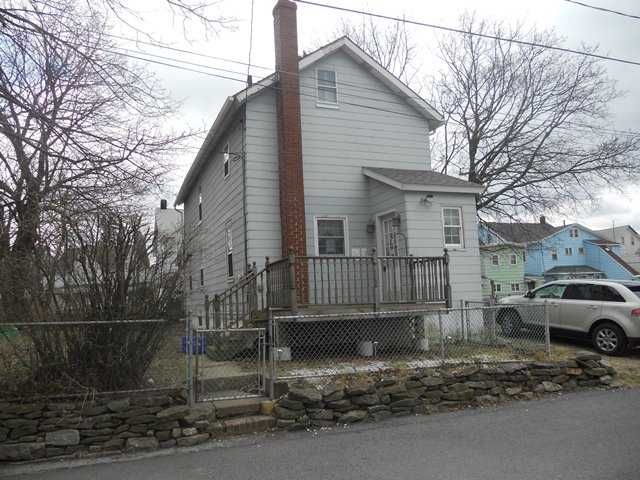 25 Kisner St, Hazleton, PA 18202