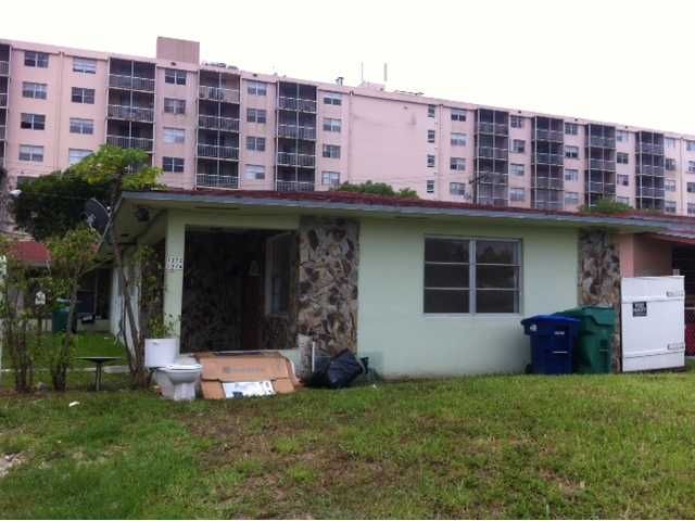 1272 NE 109 ST, Miami, FL 33161