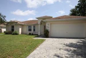 679 Sw Hillsboro Cir, Port Saint Lucie, FL 34953