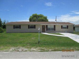 2156 Beekman St Ne, Palm Bay, FL 32905