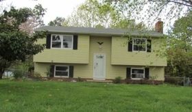 1136 Arch Hill Dr, Richmond, VA 23236