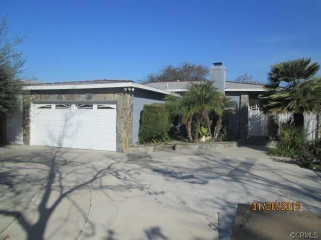 2125 W 7th St, Santa Ana, CA 92703