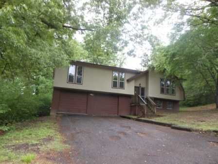 10 Dee Vue Ln, Rossville, GA 30741