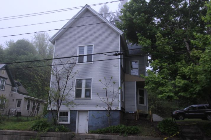 127 Hope St, Greenfield, MA 01301