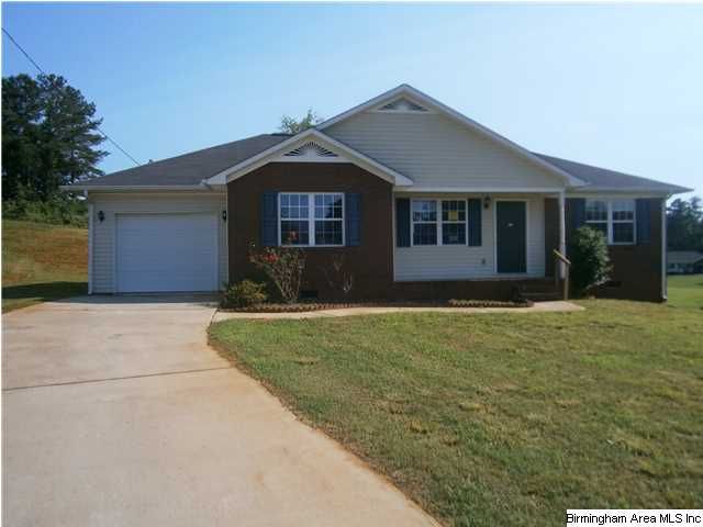 36 Agan Ct, Weaver, AL 36277