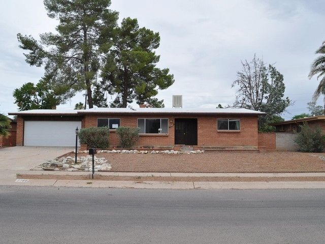 7760 E Pima Street, Tucson, AZ 85715