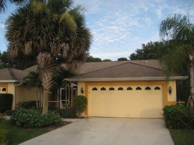 572 Saint Andrews Blvd, Naples, FL 34113