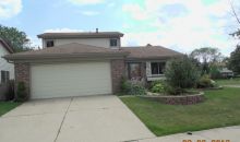 2397 Goldfinch St Woodridge, IL 60517