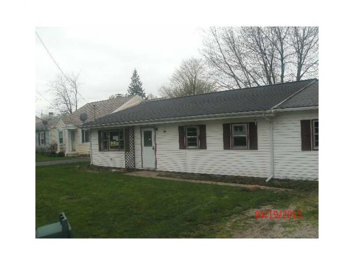 2627 S Meeker Ave, Muncie, IN 47302