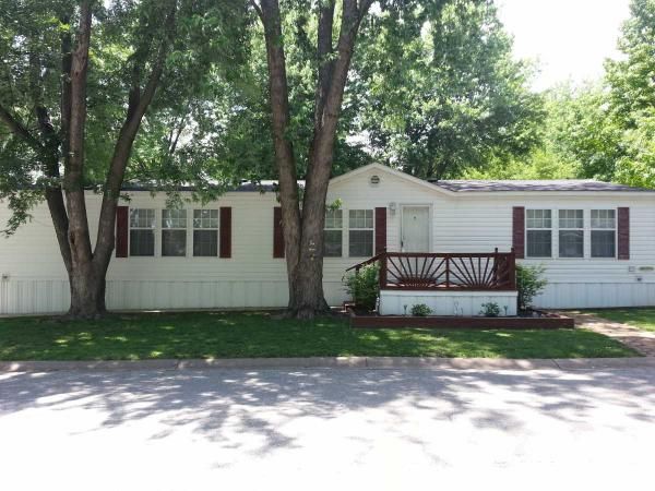 283 Montego Ct., Saint Peters, MO 63376