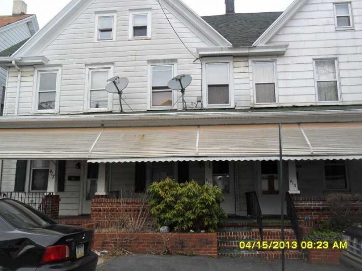 415 W Oak St, Hazleton, PA 18201