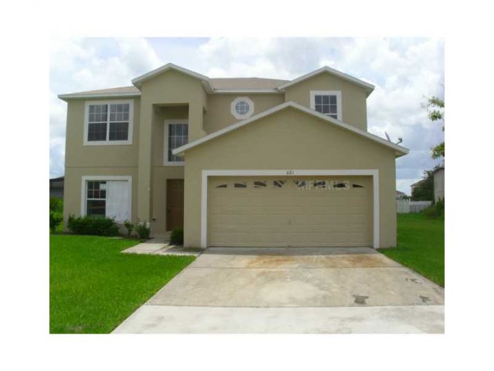 681 Basingstoke Ct, Kissimmee, FL 34758