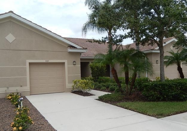 9137 Stone Harbour L, Bradenton, FL 34212