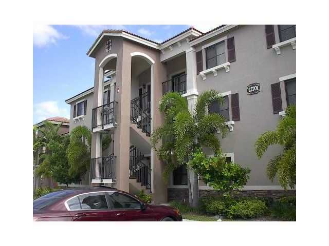 22701 SW 88 PL # 301-9, Miami, FL 33190