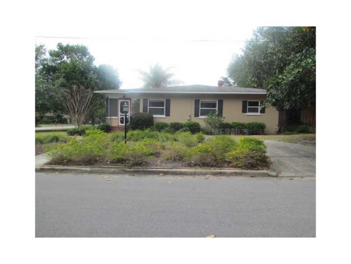 402 W Minnehaha Ave, Clermont, FL 34711