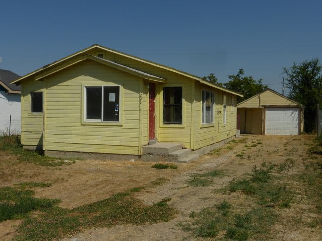 208 Anderson Street, Caldwell, ID 83605