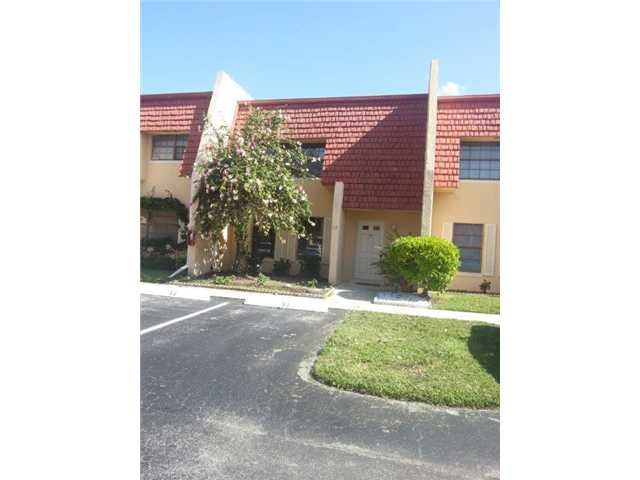 52 CANTERBURY LN # 52, Fort Lauderdale, FL 33319