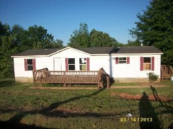 1179 Ervin Chambers Rd, Maysville, GA 30558