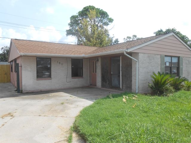 152 Dialita Drive, Westwego, LA 70094