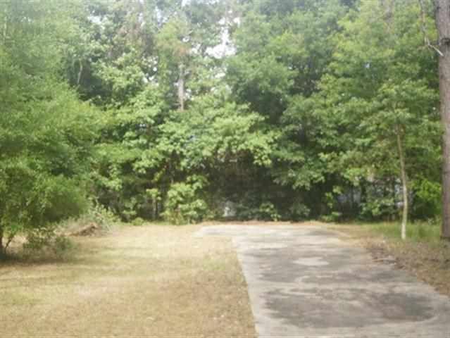 4416 Lost Pine Dr, Tallahassee, FL 32305