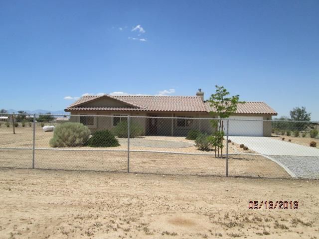 11160 Bella Vista St, Apple Valley, CA 92308