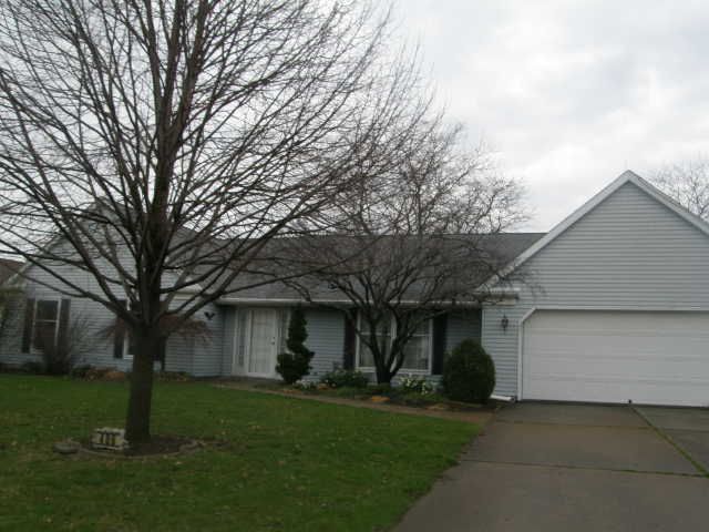 208 Gilcher Ct, Sandusky, OH 44870