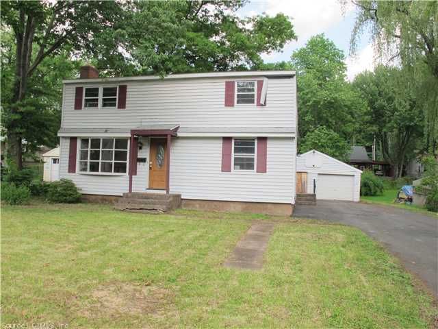 40 Fisher Rd, Middletown, CT 06457