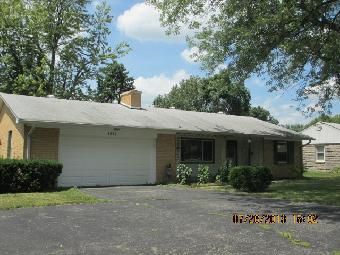 1617 Orchard Ln, Anderson, IN 46011