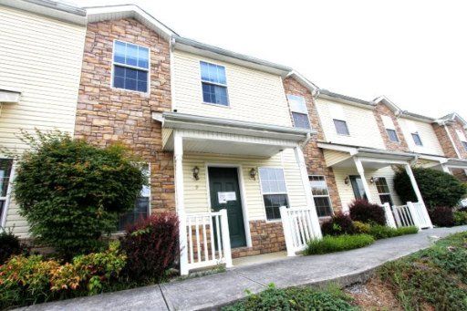 524 Allensville Rd Apt 19, Sevierville, TN 37876