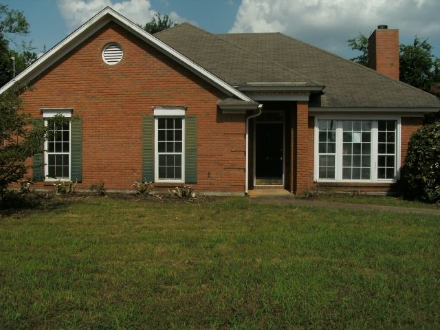 1789 Llanfair Rd, Montgomery, AL 36106