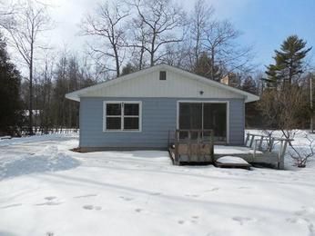 6764 Woodlea Rd, Oscoda, MI 48750