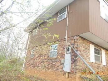 8206 Ewing Rd, Powell, TN 37849