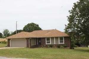 1060 Marymont Dr, Greenwood, AR 72936