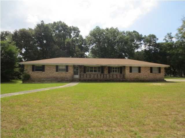 31 Seminole Trl, Pensacola, FL 32506