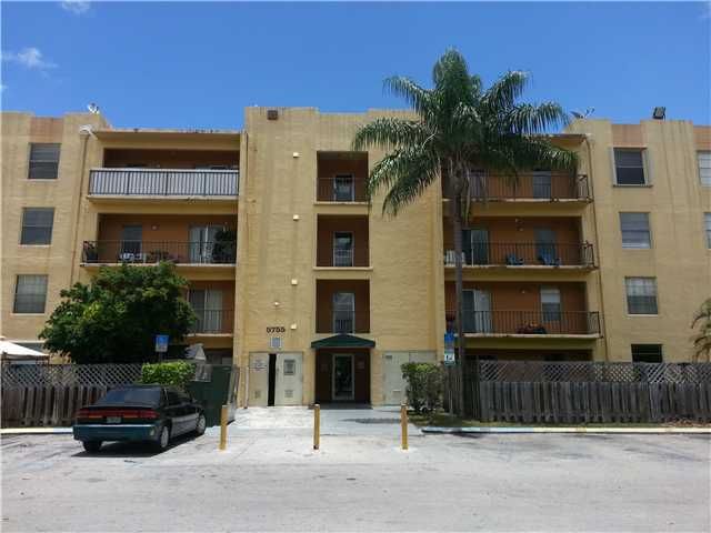 5755 W 20 AV # 202, Hialeah, FL 33012