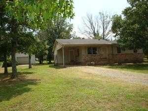 223 Johnston Rd, Searcy, AR 72143