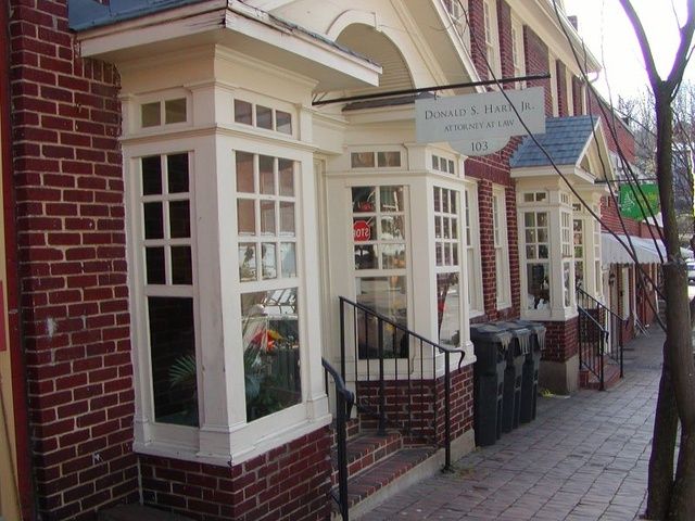 103 - 105 Courthouse Square, Jonesborough, TN 37659