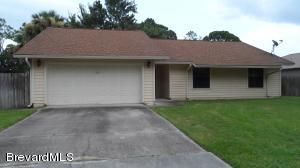 868 Firestone St Ne, Palm Bay, FL 32907