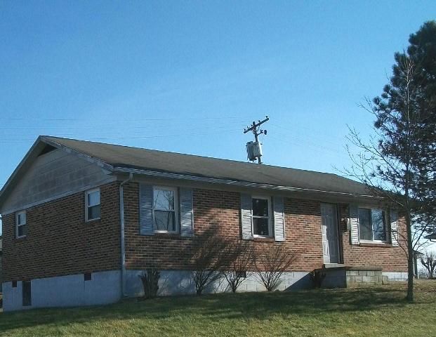 639 Windsor Way, Paris, KY 40361