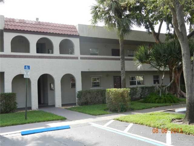 7355 WOODMONT TE # 106, Fort Lauderdale, FL 33321