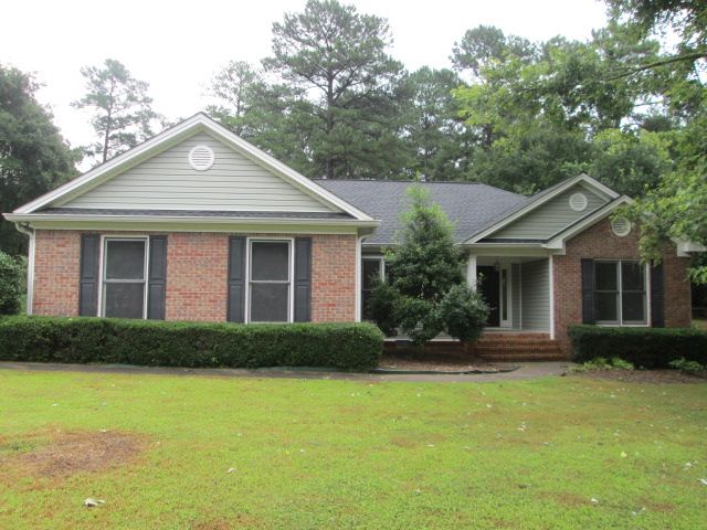 50 Inland Cir, Newnan, GA 30263