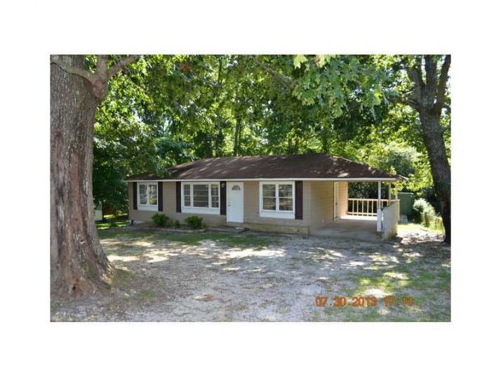 1172 Bingham Rd, Douglasville, GA 30134