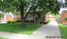 26518 Larchmont St Saint Clair Shores, MI 48081