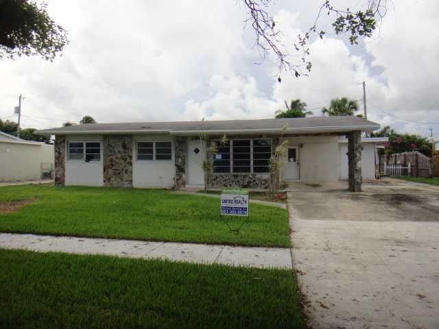 117 Granada Dr, Lake Worth, FL 33461